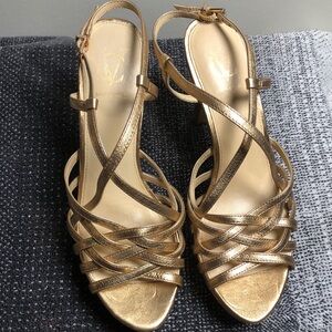 Women’s open toe sandals